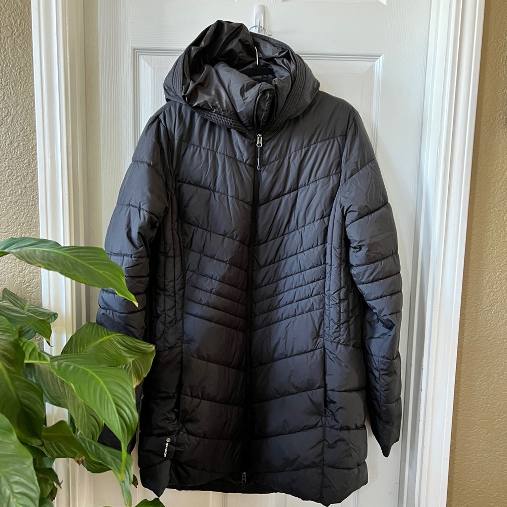 Champion Puffer Long Coat. Size: XXL. Black. Fleece Lined.